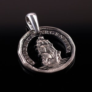 Argentina 5 pesos Cut coin pendant with necklace Argentine ship galleon Buenos Aires