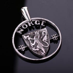 1942 Norway 50 0re Cut Coin Pendant with necklace Norge Scandinavia