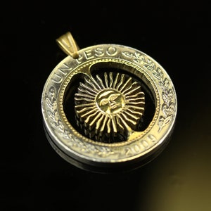 Argentina 1 Peso skuren mynthänge med halsband Sol de Mayo Buenos Aires Córdoba Rosario #2