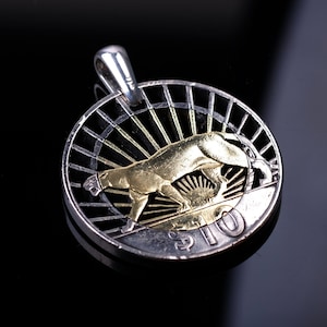 Uruguay 10 Pesos cut coin pendant with necklace cougar puma Sol de Mayo cerro Montevideo
