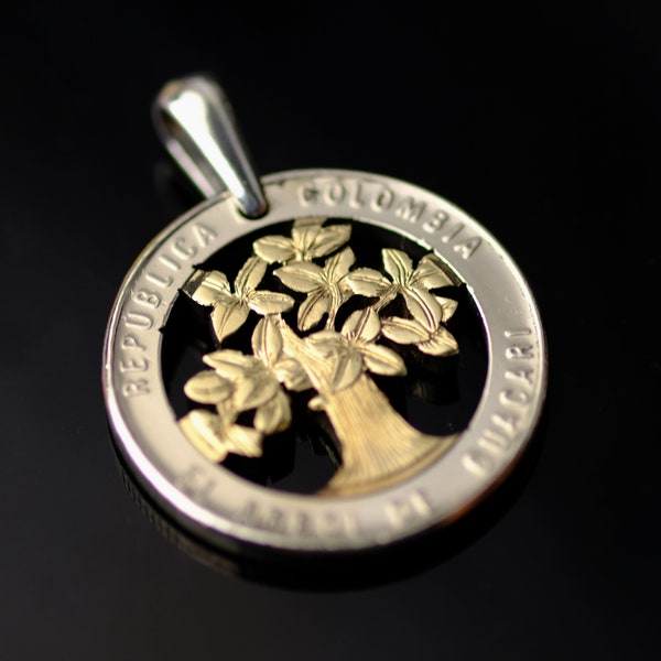 Colombia 500 pesos Cut Coin pendant Colombian necklace Holy tree Guacari (detailed cut)