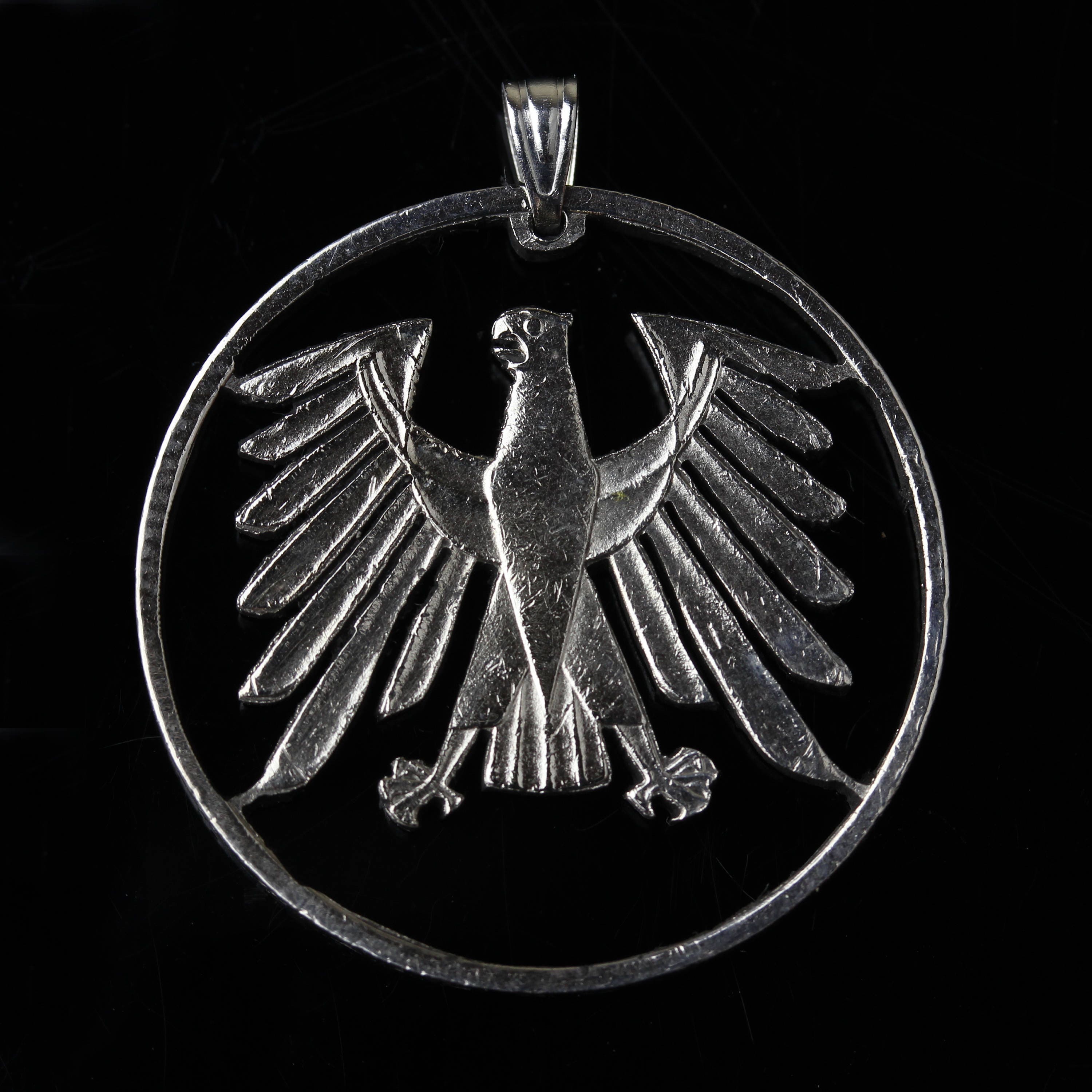 日本未入荷☆KING ICE☆The Germany World Cup Jersey Necklace Amazon.com: Germany Pendant & Necklace, German Three Mark