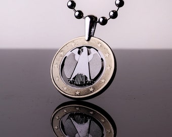 2002 Deutsche Euro Münze Adler. Cut Coin Anhänger mit Halskette.