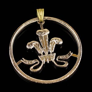 UK Great Britain 2 Pence Cut Coin Pendant with Necklace Badge Prince Wales Plume ostrich. Hand Cut.