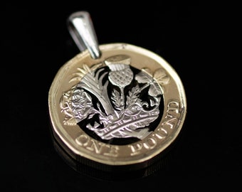 United Kingdom 1 Pound - Elizabeth Cut Coin pendant with Necklace London York