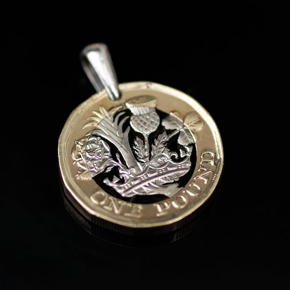 United Kingdom 1 Pound - Elizabeth Cut Coin Pendant With