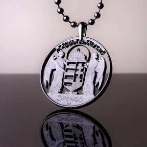 5 Pengő 1942-43 Magyar  KIRÁLYSÁG  Cut coin pendant with necklace. Budapest. Hungary.