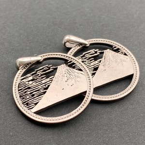 1970 Japan 100 Yen Cut Coin Pendant with Necklace mount Fuji, Japanese okyo Osaka Expo new design.