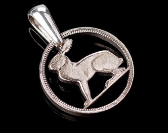 Irland 3 Pence Cut Münze Anhänger mit Halskette Irish Kaninchen Hase gälische Harfe Ostern. Hand geschnitten
