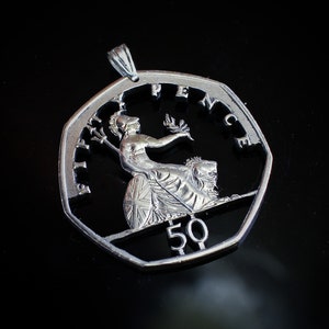 United Kingdom 50 Pence Cut Coin pendant with Necklace British lion Britannia London York