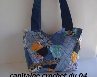 Sac en jean, recyclé, sac trapèze, porté a l'épaule, sac denim, fait main modèle unique