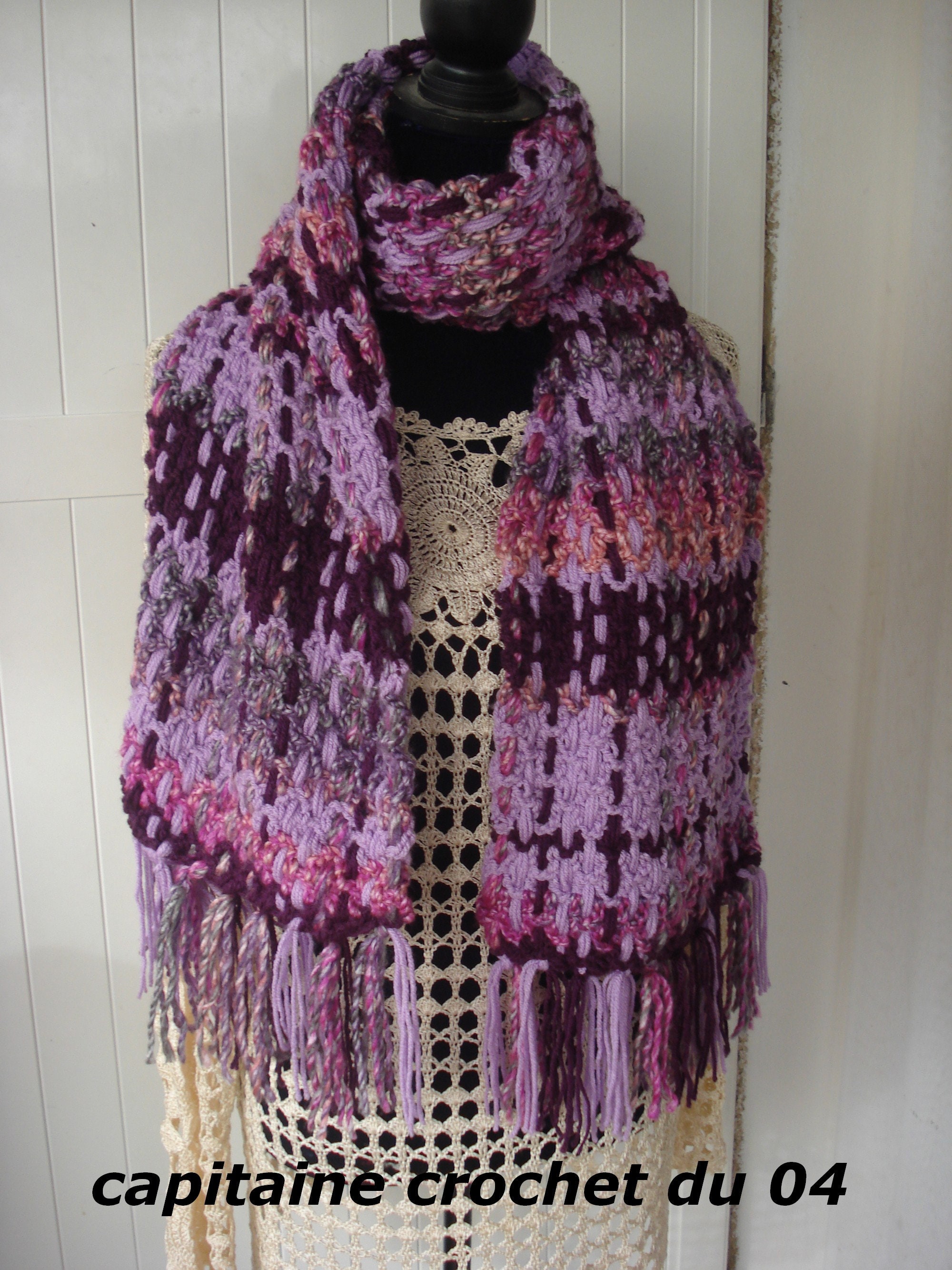 Foulard Vintage Tartan écossais Violet - Made In France, Occasion, Style Bandana