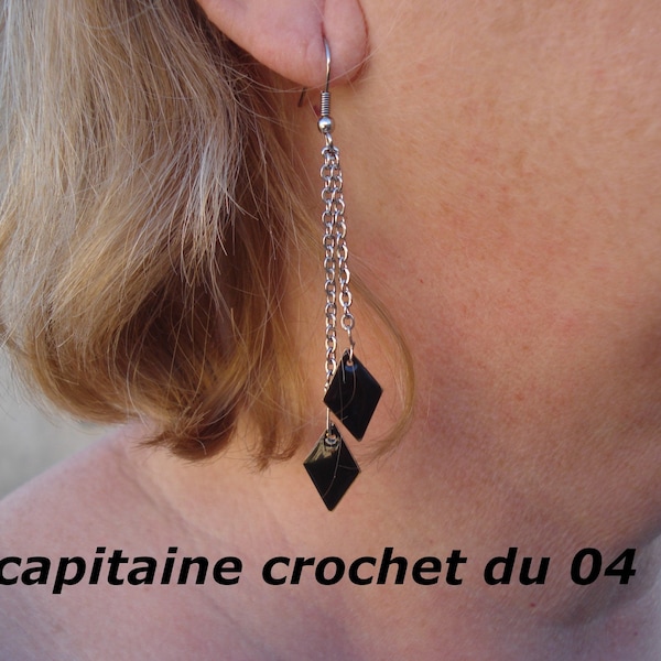 Boucle d'oreille, chaîne en acier inoxydable, avec sequin noir double face, boucle d'oreille bucolique, minimaliste, bijoux de créateur