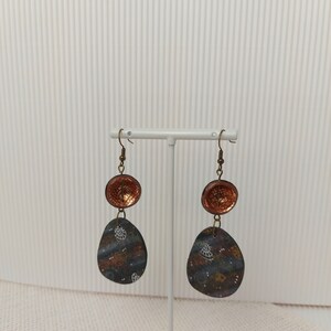 large earrings with abstract black gray background and bronze dot, design and modern, very light, handmade image 4