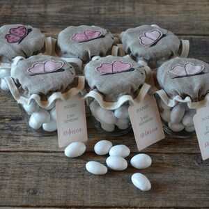 Bomboniere per nascita, battesimo o prima comunione,  coprivasetti utilizzabili come segnaposto, con tags personalizzabili in stile shabby