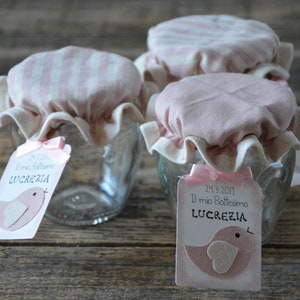 Copribarattoli Bomboniere per nascita, battesimo o prima comunione, utilizzabili come segnaposto, con tags personalizzabili in stile shabby