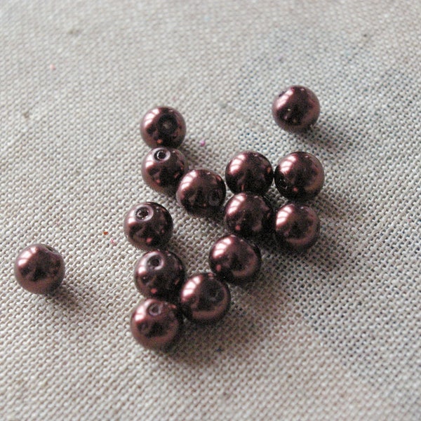 10 perles de verre nacrées marron. Perles rondes basiques pour bijoux de cérémonies, mariage et demoiselles d'honneur. - 8mm