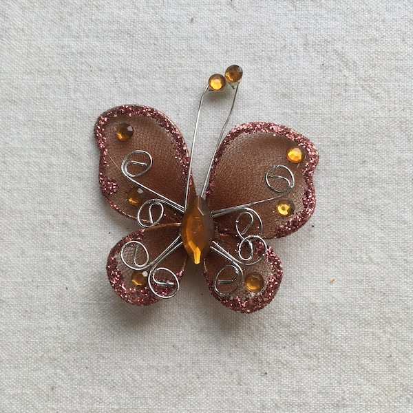 Grand papillon en organza marron et strass à coudre ou à coller. papillon marron et argent à strass dorés. Décoration de fête, papillon.