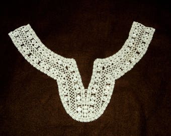 crocheted in V with Rhinestone collar