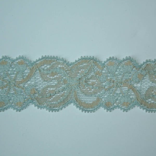 Dentelle de Calais bleu ciel, Chamois, 4 cm x 100 cm