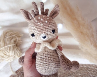 Crochet pattern: Charlie the fawn / Amigurumi tutorial in French, English, Spanish and German (PDF)