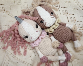 Patron au crochet : Etoile, la licorne & Galopin, le cheval / Tutoriel amigurumi 2 en 1 disponible en Français et en Anglais (PDF)