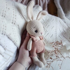 Cotton my little rabbit: amigurumi crochet pattern French/English/Espanol/Deutsch PDF File image 9