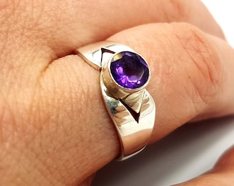 Sterling Silver Amethyst Ring