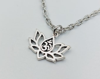 Mini Universal Sound Lotus Pendant ॐ ( Aum - Om - Ohm )