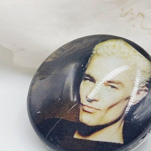 Gothic Spike Picture Pin - Fan Art Buffy The Vampire slayer angelus spike picture cameo lace vampire ankh black roses gift James Marsters