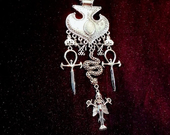 Vampyre Ankh Necklace