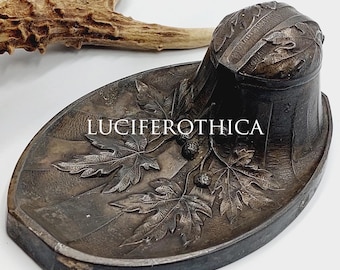 Art Nouveau Ink Pot with Forest Leaves & Fruits Decoration