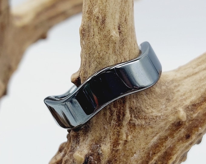 Hematite Crystal Wave Ring