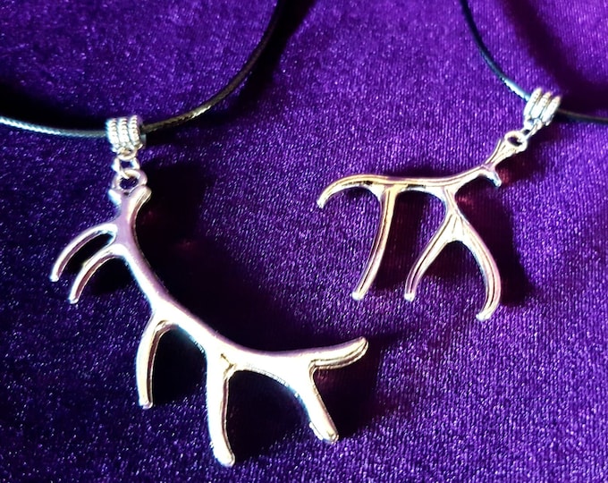 Antlers Pendant (2 styles).