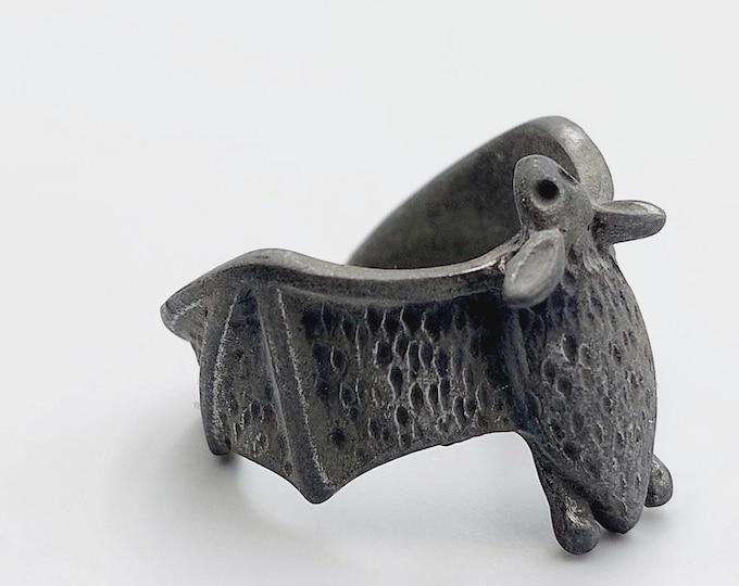 Vampire Bat Ring
