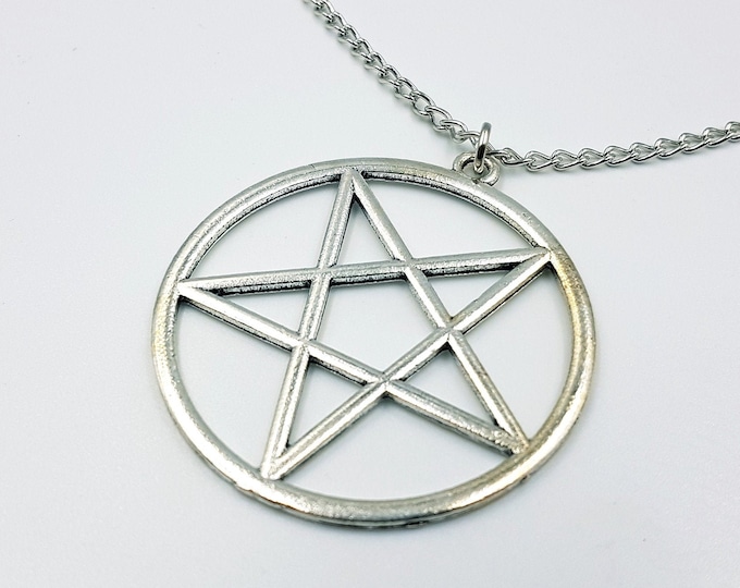 Inverted Pentagram Necklace (2 Styles)