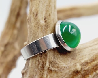 Green Onyx Crystal Ring (Stainless Steel)
