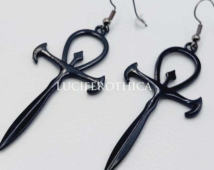 Vampire Ankh Earrings (Limited Pitch Black Edition)