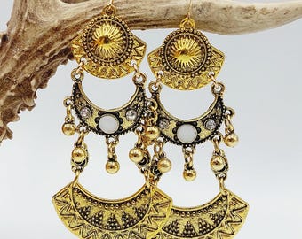 Victorian Queen Earrings