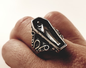 Vampire Coffin Ring