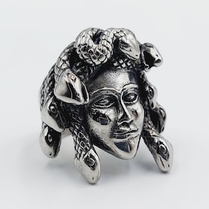 Medusa Ring - Petrifying Serpent Gorgon Gorgo goth Gorgoneion gift venomous snakes Apotropaic magic stone turning bust head stainless steel