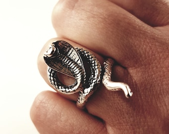 Cobra Serpent Ring