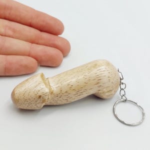 Porte-clés phallus en bois - Porte-clés érotique en forme de pénis, cadeau pour enterrement de vie de garçon, mariage, rituel sexuel, sculpture sensuelle, blanc pâle