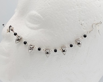 Short Spikes Nosechain