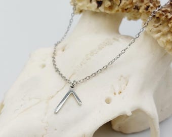 Laguz Rune Pendant