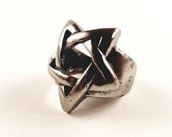 Big Pentagram Star Ring