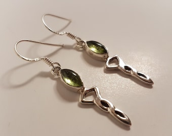 Sterling Silver Peridot Earrings ( 925 )