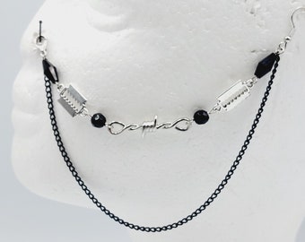 Barbed Wire & Razorblade Nosechain