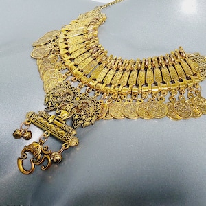 Ganesh Prosperity Coin Neckpiece ॐ - Aum Universal sound Ganesha aghori Neckpiece hindu fortune goodluck wealth health gift necklace