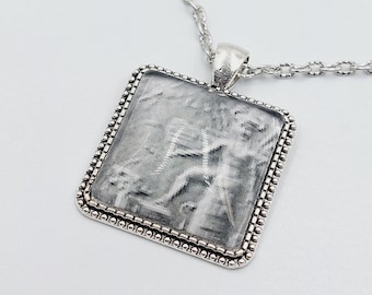 Akkadian Inanna Pendant (2 Styles)